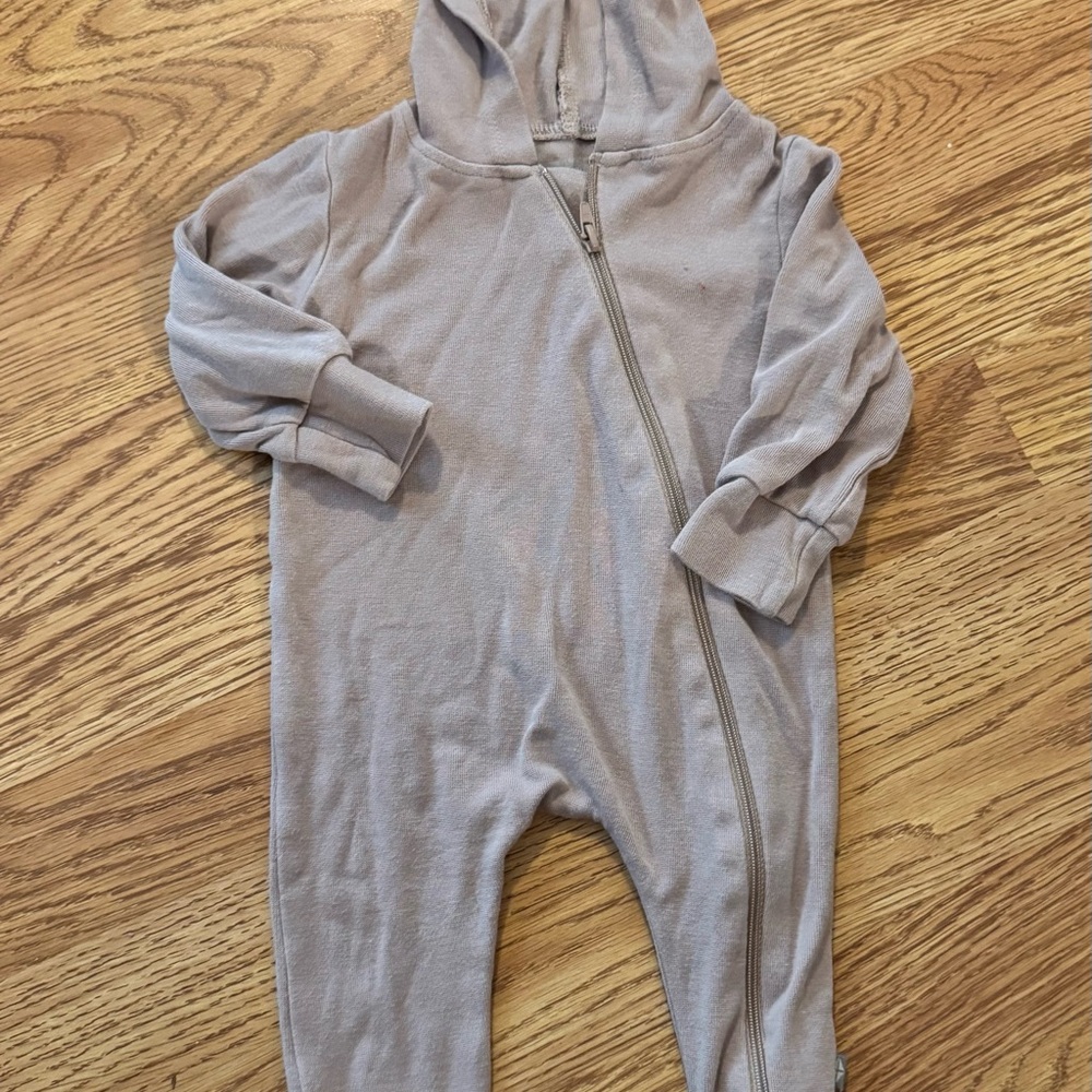 Cozy Gray Hooded Baby Onesie